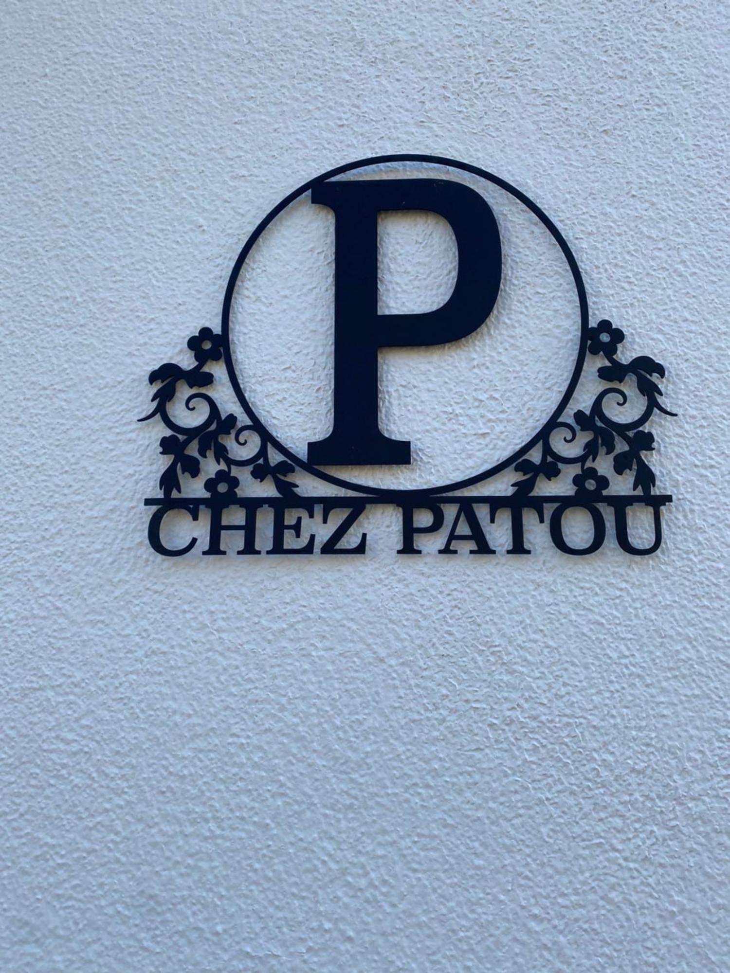 Chez Patou Panzió Laval  Kültér fotó